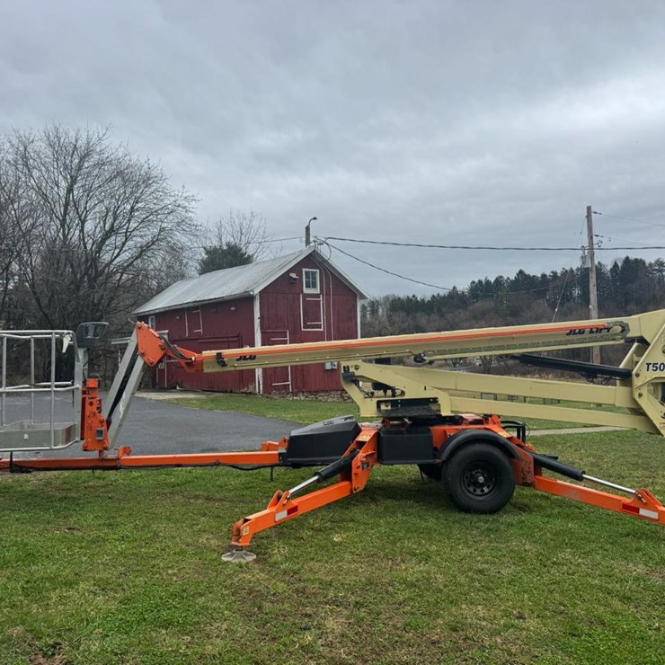 2016 JLG T500J