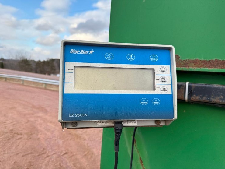 john-deere-127-image-15