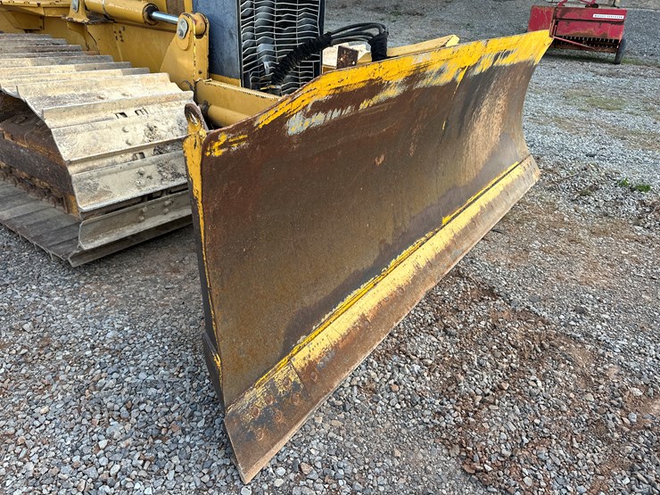 2006-deere-700j-image-15