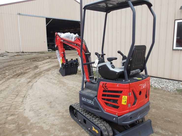 #7365-•-mx15rx-mini-excavator-image-2