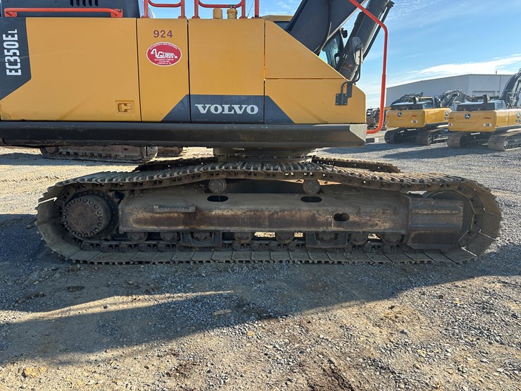 2017-volvo-ec350el-image-66