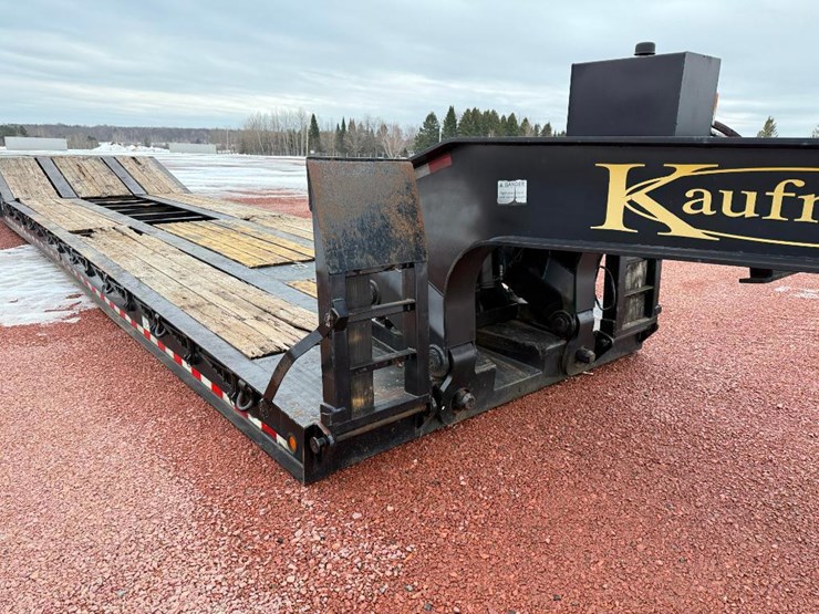 #301-•-lot-301-image-20