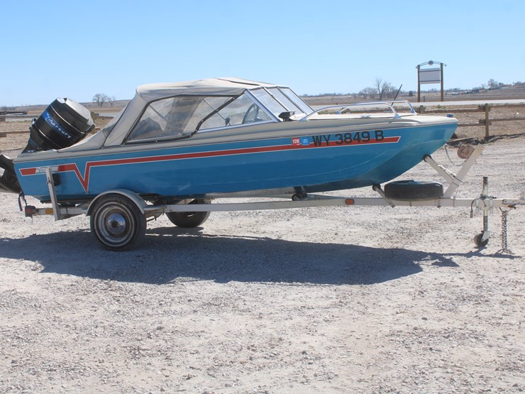 #3047-•-vanco-16ft-ski-boat-image-5