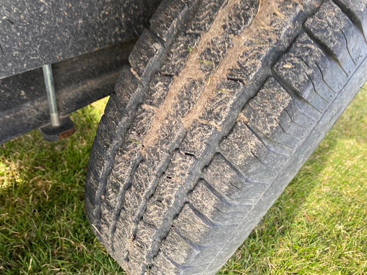 2023-patriot-345c-seed-tender-image-35