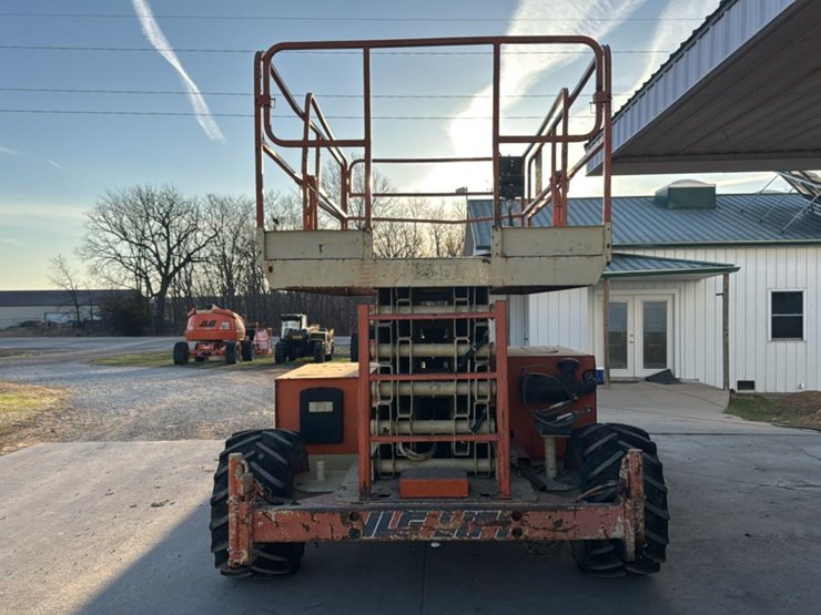 #106-•-1994-jlg-rough-terrain-scissor-lift-image-4