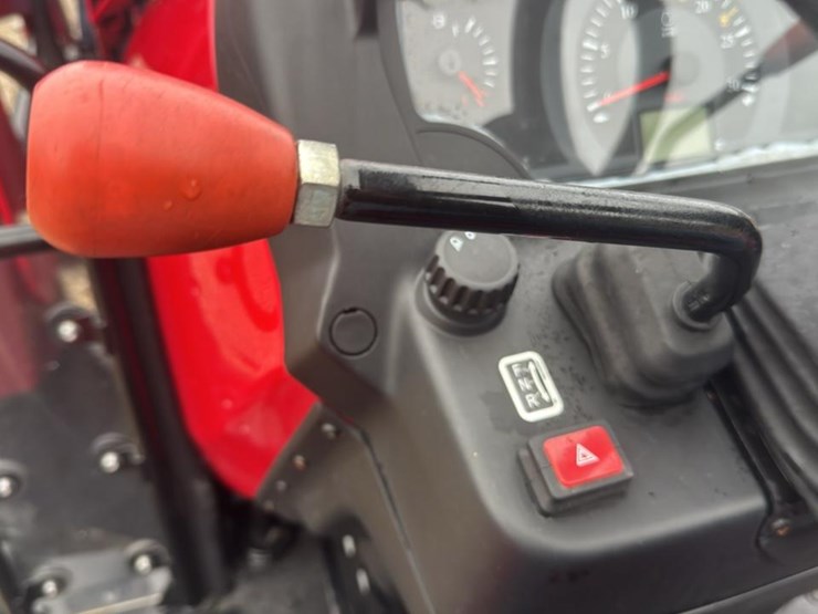 2025-mahindra-5145-image-32