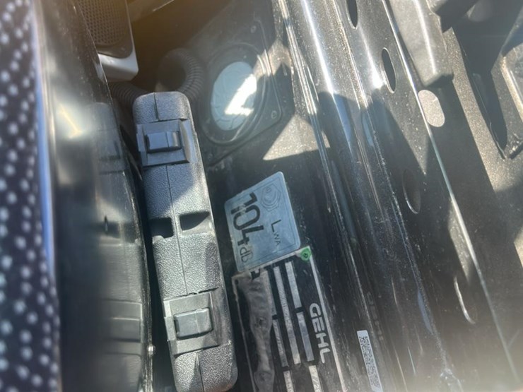 #101-•-2023-gehl-gct3-14-telehandler-image-30