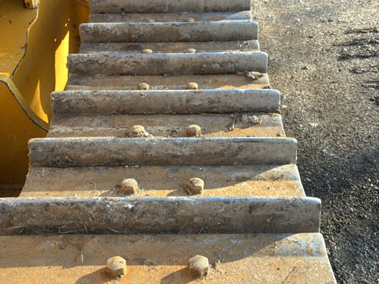 2019-deere-650k-lgp-image-21