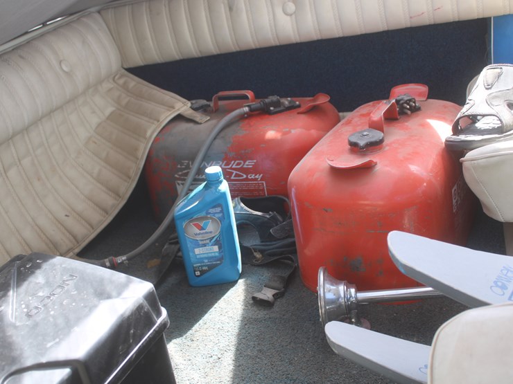 #3047-•-vanco-16ft-ski-boat-image-29