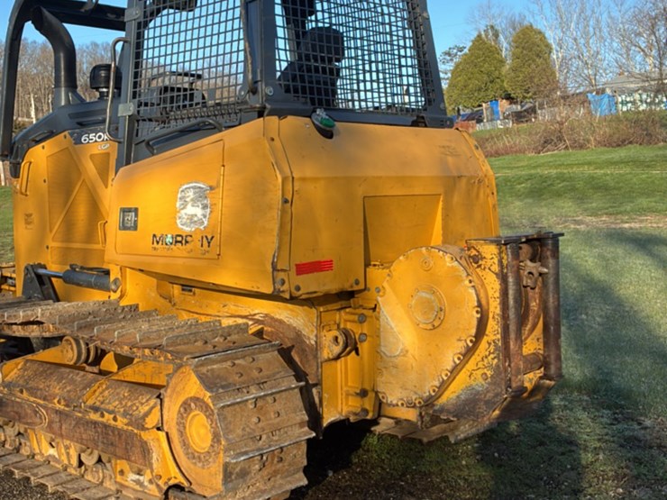 2019-deere-650k-lgp-image-3