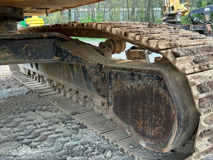 deere-470g-lc-image-72