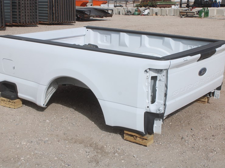 #3039-•-8ft-ford-superduty-pickup-bed-image-1