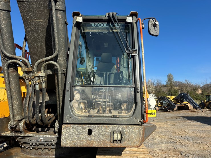 2017-volvo-ec350el-image-10