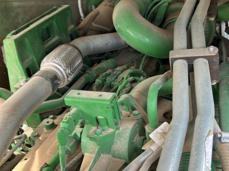 2014-john-deere-4940-image-32