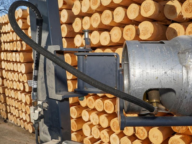 2016-toyota-8fg35u-image-28