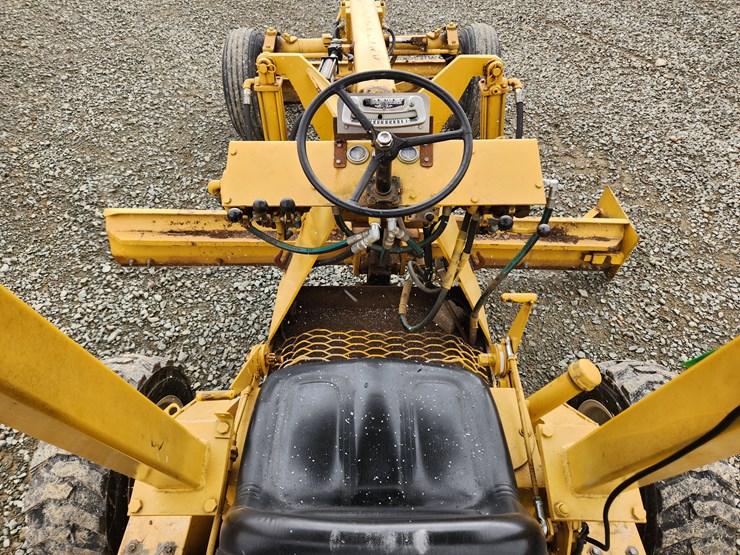 massey-ferguson-8-image-29