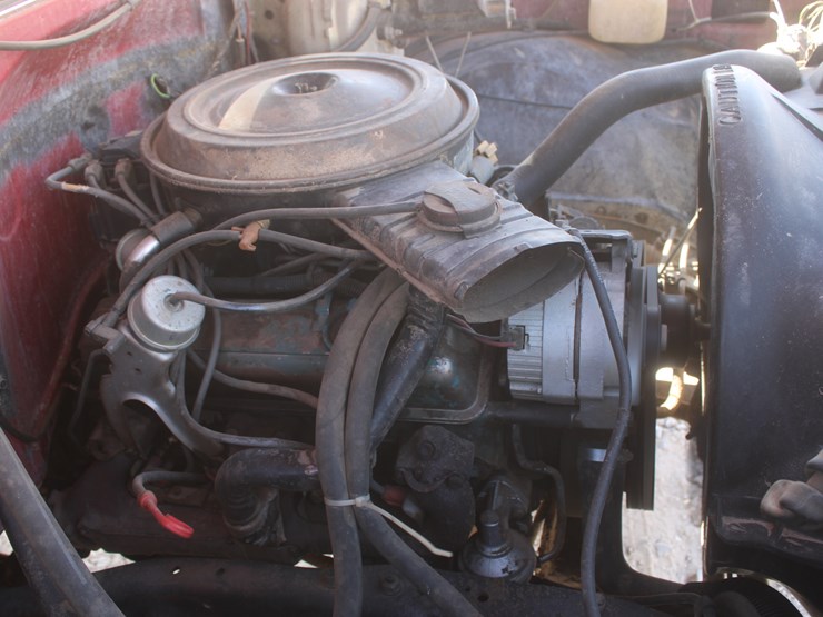 #3022-•-1980-chevy-silverado-3/4-ton-truck-with-flatbed-image-54