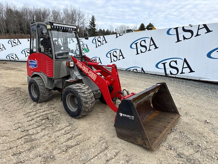 2014-takeuchi-tw40-image-7