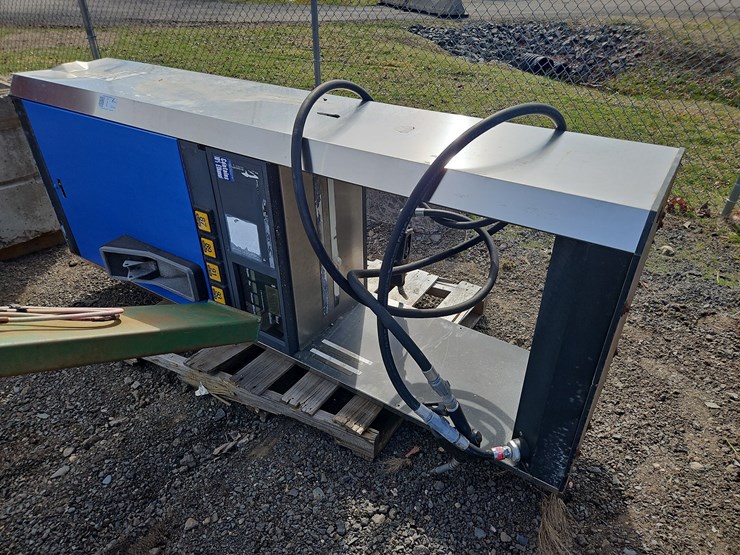 gasoline-pump-image-4