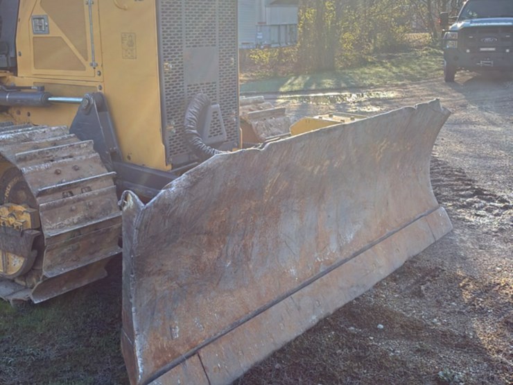 2019-deere-650k-lgp-image-43