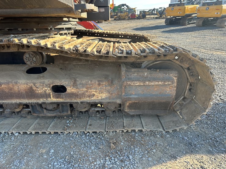 2017-volvo-ec350el-image-67