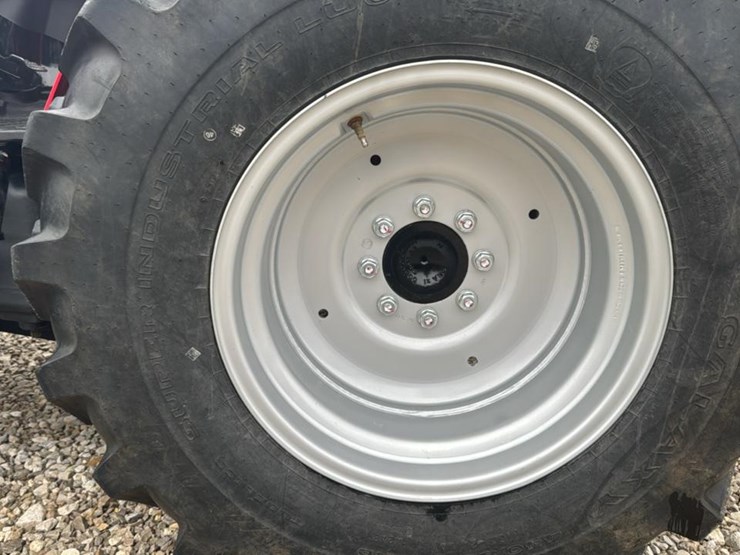 2025-mahindra-5145-image-19