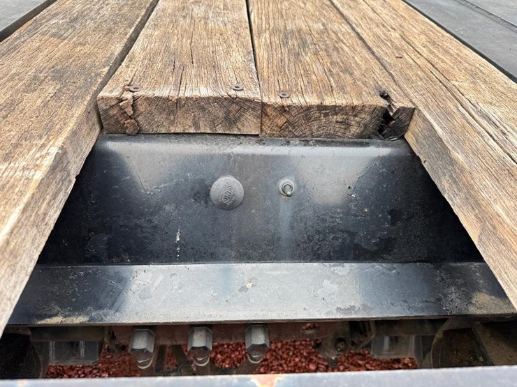 #301-•-lot-301-image-43