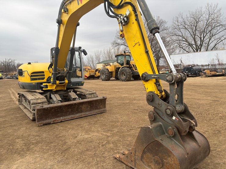 2018-wacker-neuson-et145-image-7