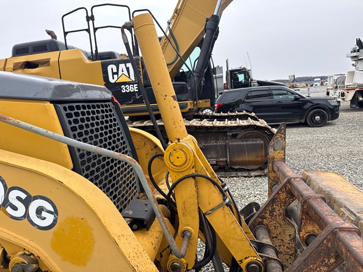 2001-deere-310sg-image-17