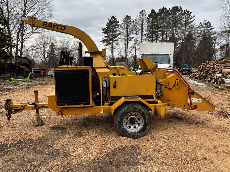 #151-•-2016-rayco-chipper-image-13