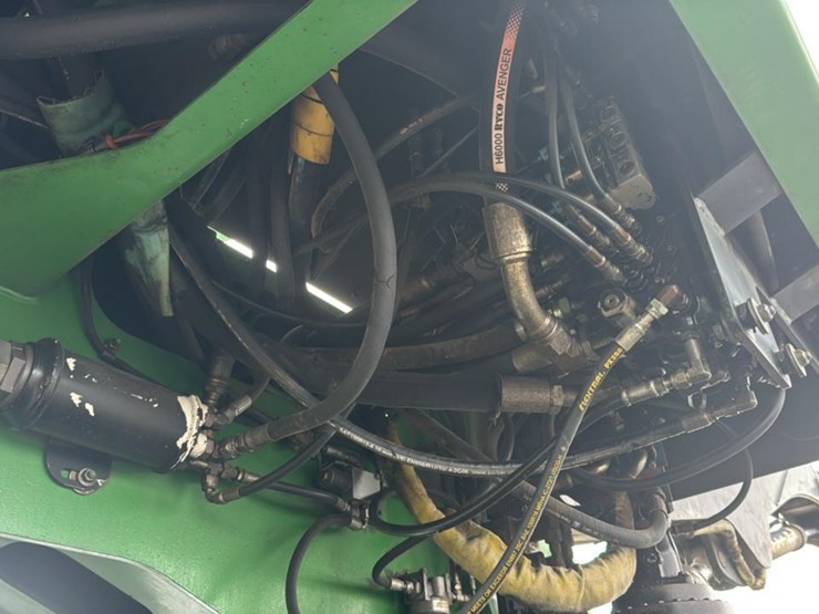 2007-deere-437c-image-42