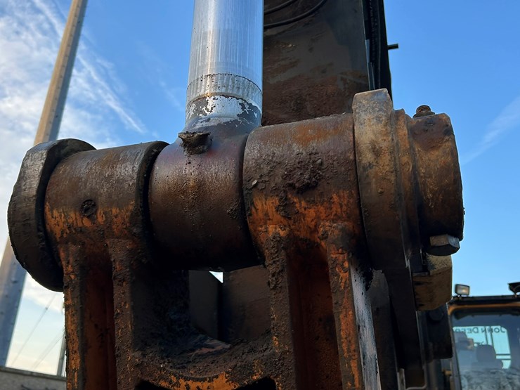 deere-470g-lc-image-16