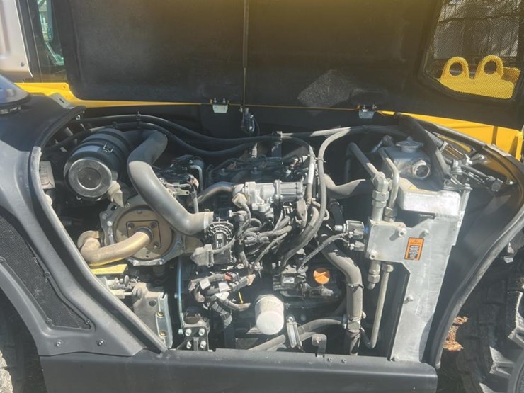 #101-•-2023-gehl-gct3-14-telehandler-image-46