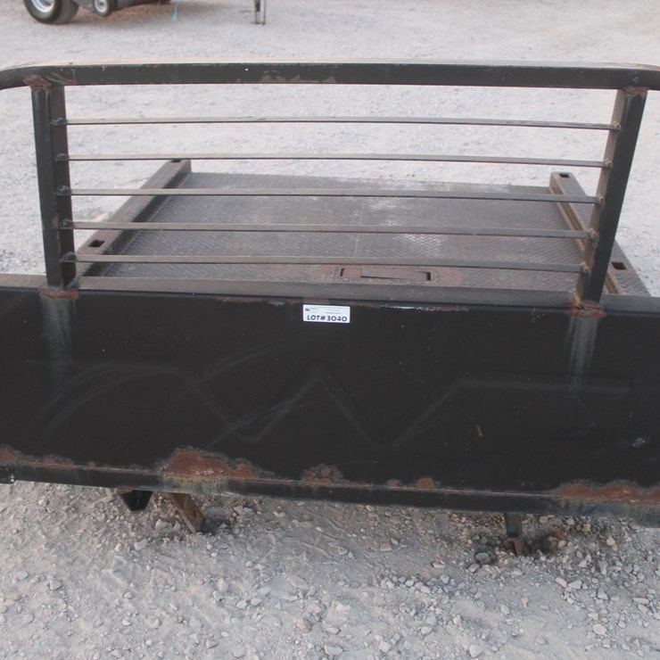 #3040 • 8ft WELKER Flatbed