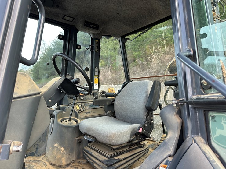 2011-deere-310sj-image-36