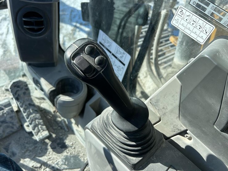 2018-caterpillar-336f-image-31