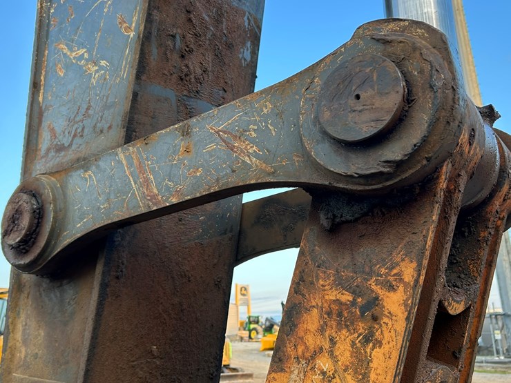 deere-470g-lc-image-19