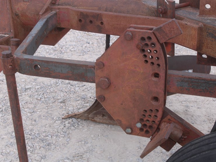 international-140-image-11