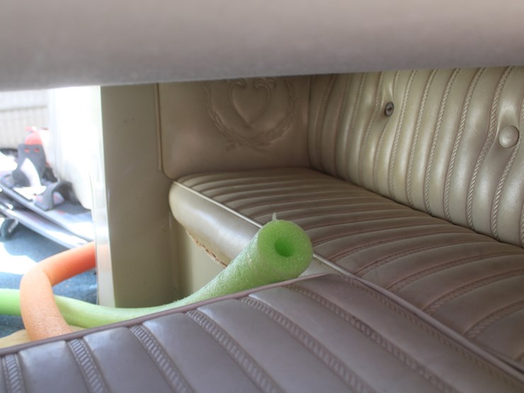 #3047-•-vanco-16ft-ski-boat-image-15