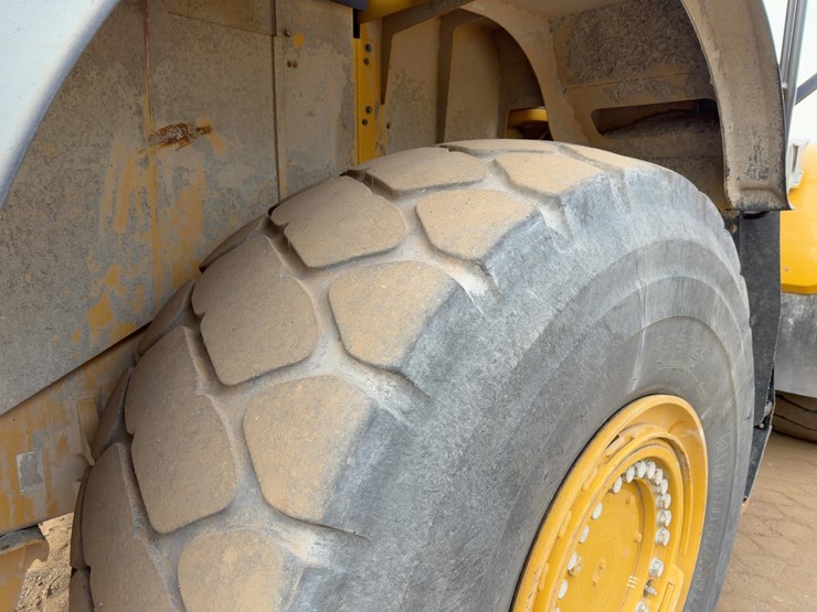 2017-caterpillar-980m-image-13