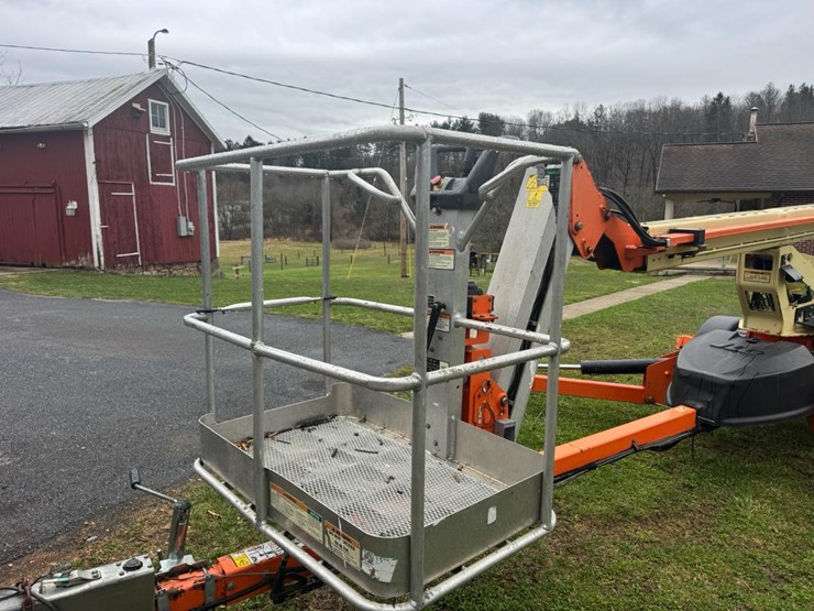 2016-jlg-t500j-image-34