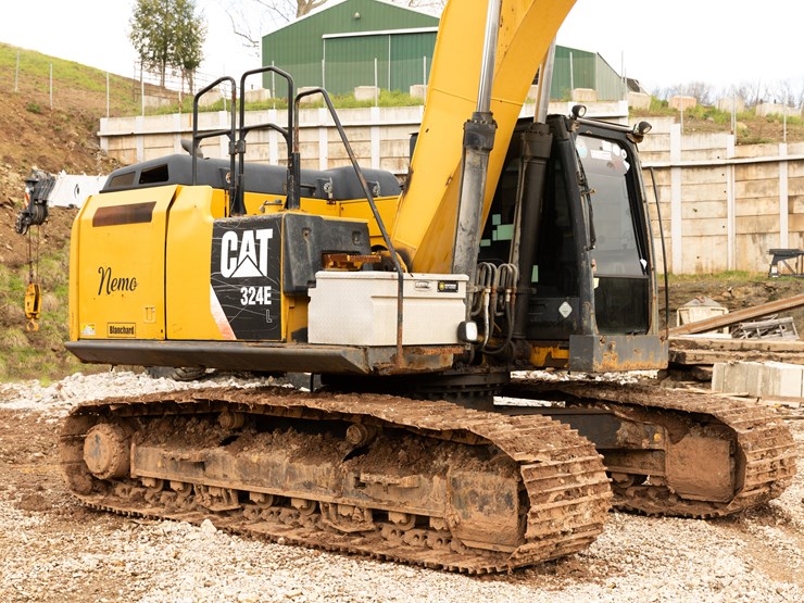 2013-caterpillar-324e-image-14