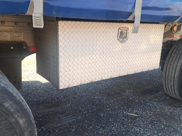 #131-•-2005-reitnourer-curtain-trailer-image-46