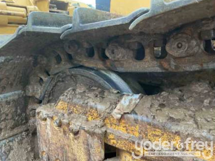 2014-caterpillar-d6k2-xl-image-17