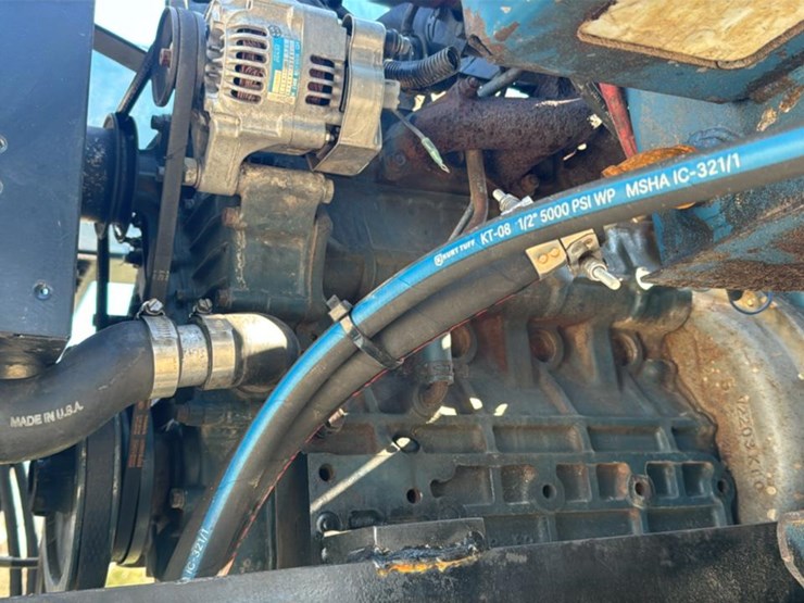 #142-•-2009-baker-3665d-portable-bandmill-image-22