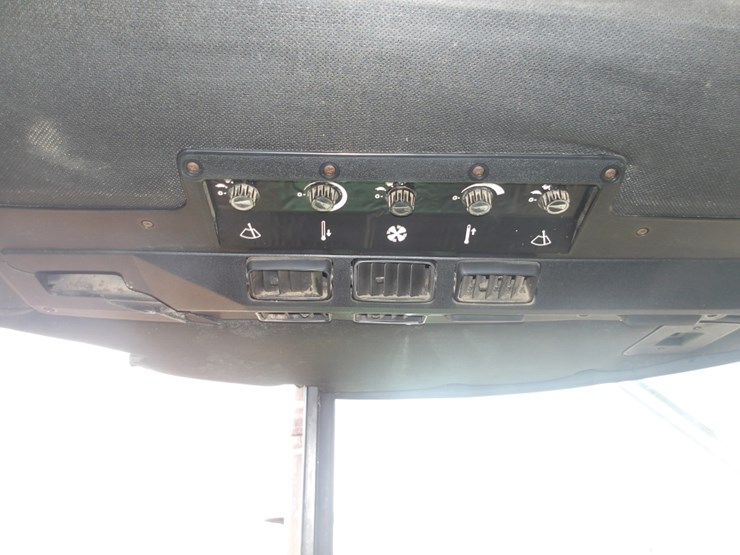 john-deere-4430-image-12