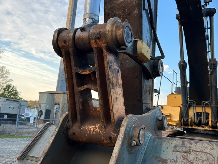 deere-470g-lc-image-15