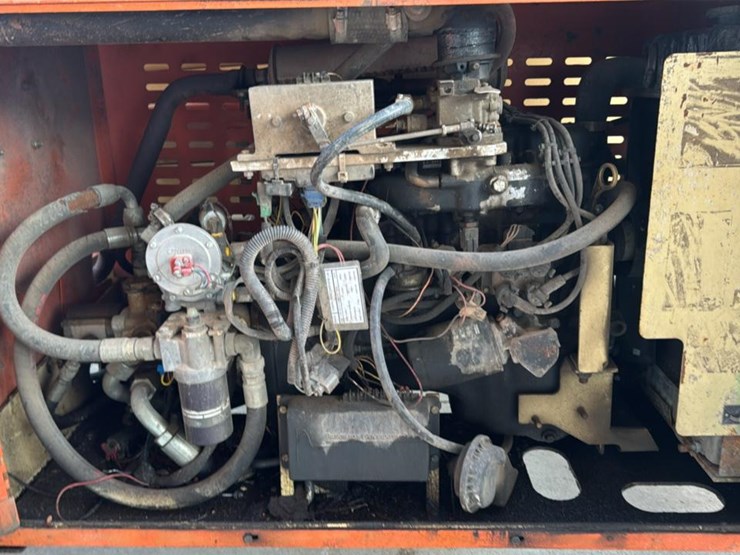 #106-•-1994-jlg-rough-terrain-scissor-lift-image-8