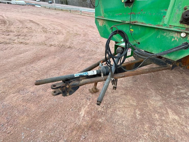 john-deere-127-image-11