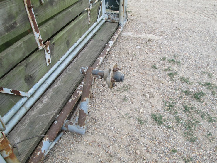 #37305-•-squeeze-chute-image-10